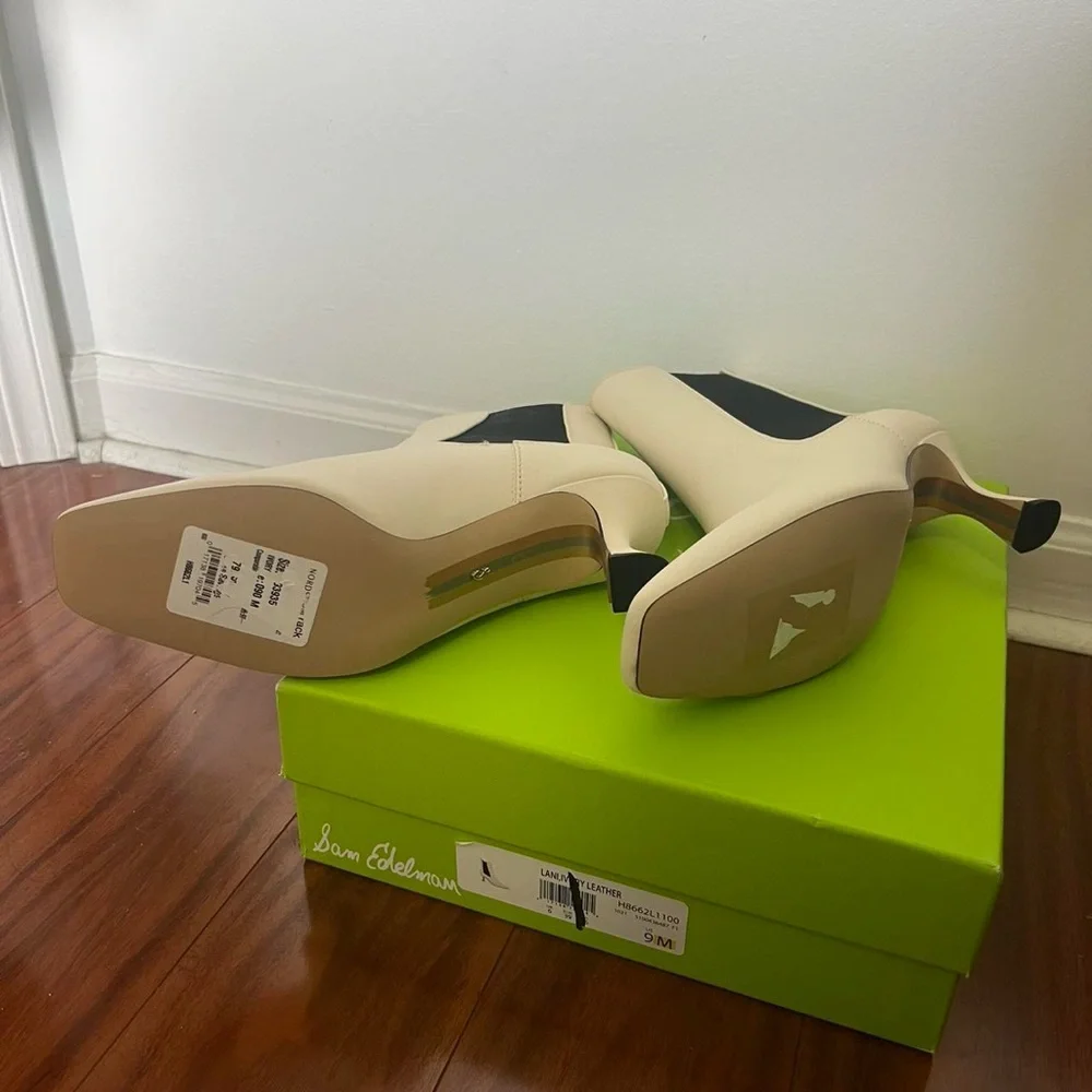 NWOT Cream Chelsea Ankle Boots with Kitten Heel Spring Career Office Work - Picture 6 of 6